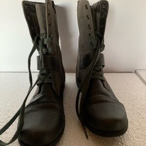 Stylish Grey/Green and Black Women's Boots OM by Olivia Miller Size 8